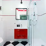 Sleepway - Red Metro Apartment Poznan