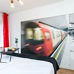 Sleepway - Red Metro