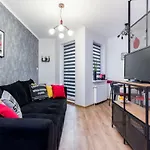 Apartment Sleepway - Red Metro *