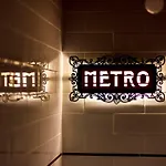 Sleepway - Red Metro Apartment Poznan