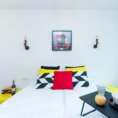 Sleepway - Red Metro Apartment Posen