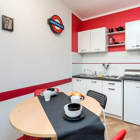 Apartment Sleepway - Red Metro *