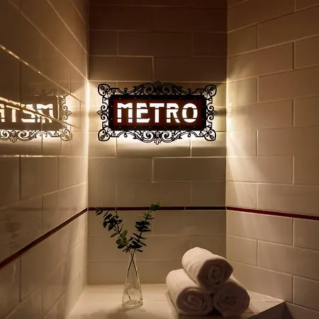 Sleepway - Red Metro Apartment Posen